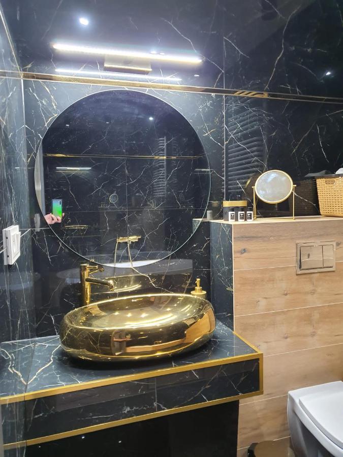 Apartament Dubaj Ґлівіце Екстер'єр фото