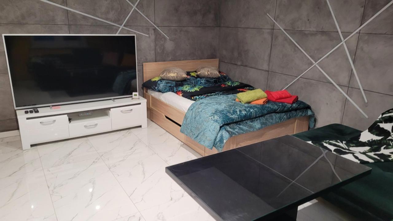 Apartament Dubaj Ґлівіце Екстер'єр фото