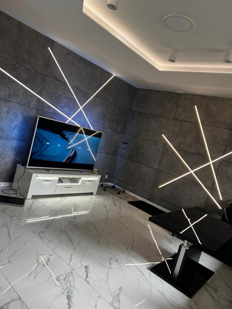 Apartament Dubaj Ґлівіце Екстер'єр фото